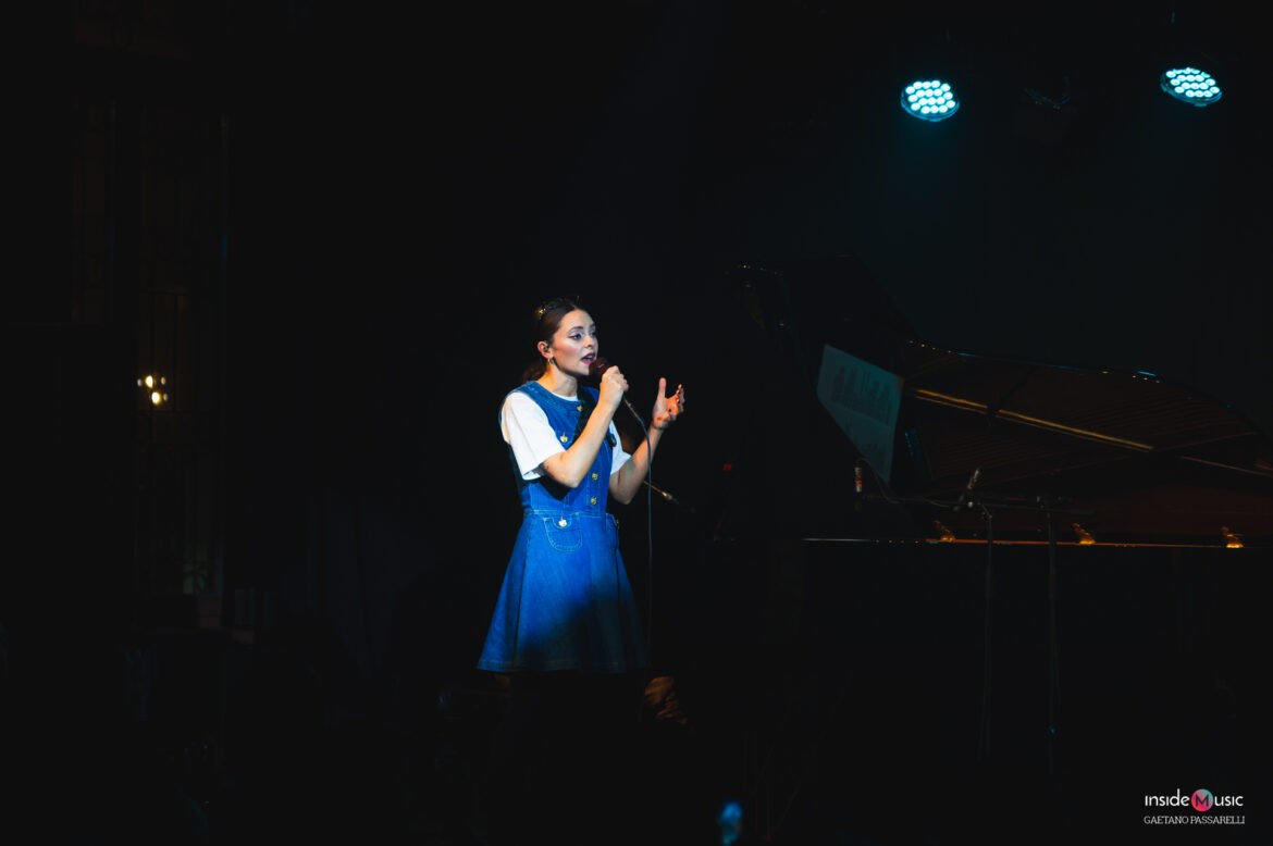 Francesca Michielin Live MOSSO Milano
