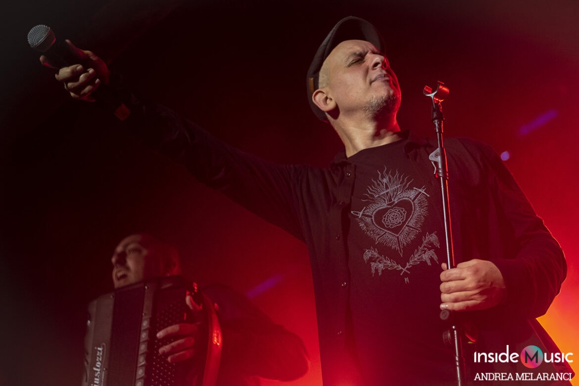 aIl Muro del canto Monk Andrea Melaranci Copertina 1