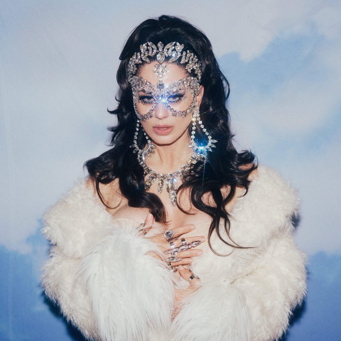 Paola Iezzi The Queens cover