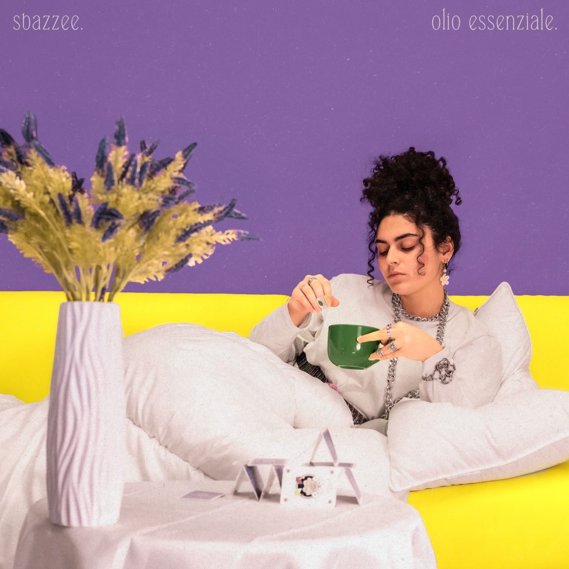 cover Olio Essenziale