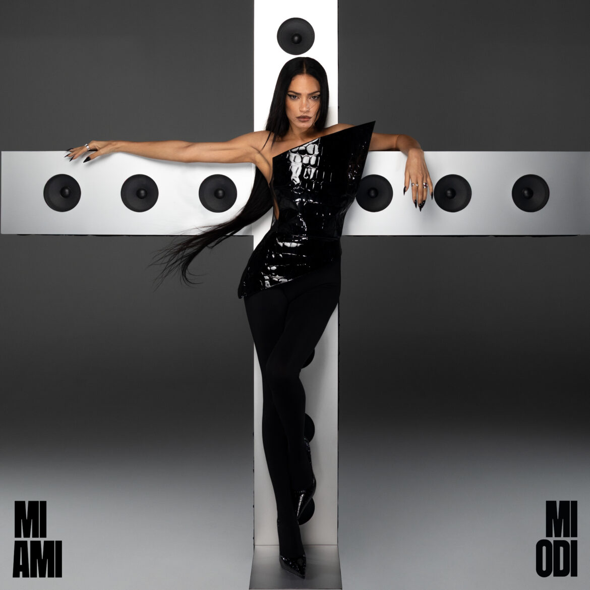 Cover MI AMI MI ODI