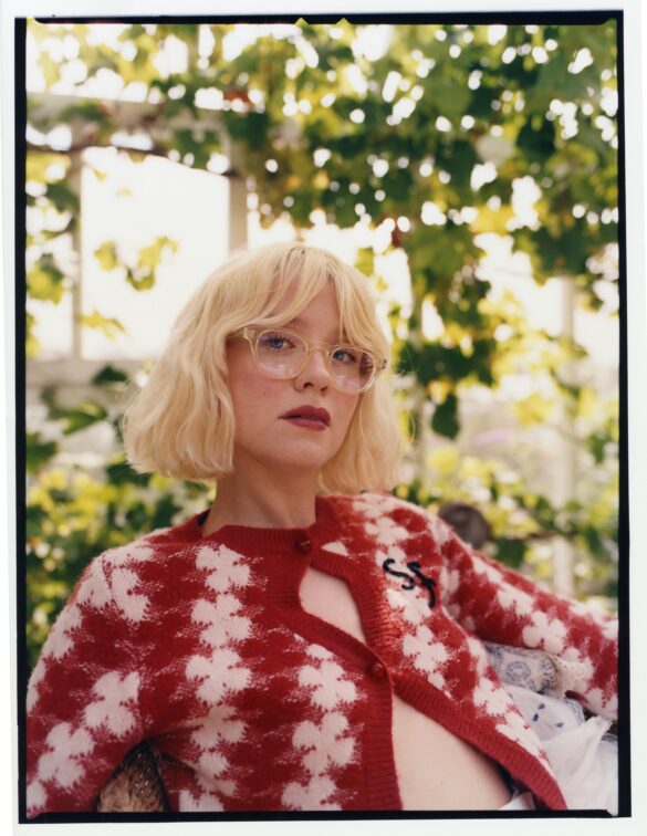 PRINT 17 Maisie Peters credit Ella Pavlides
